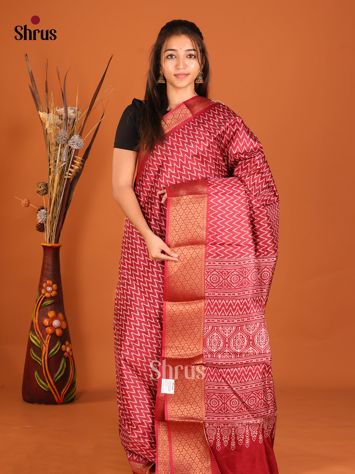 DHS07036 - Semi Crepe Saree - Shop on Shrus.com