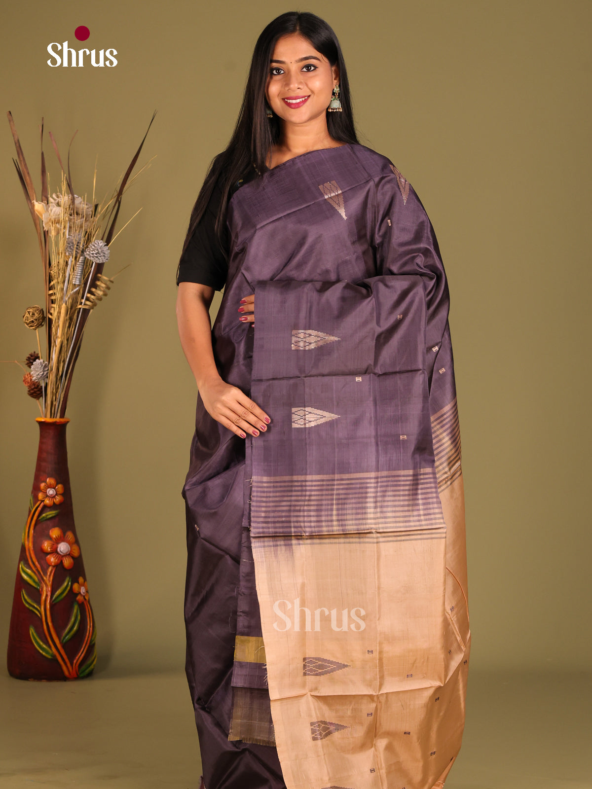 DHS07083 - Banana Pith without blouse Saree - Shop on Shrus.com
