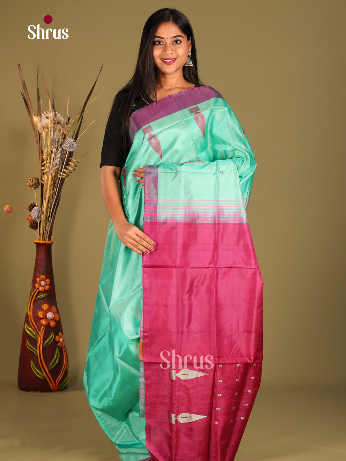 Pastel Green & Maroon- Banana Pith without blouse Saree - Shop on Shrus.com