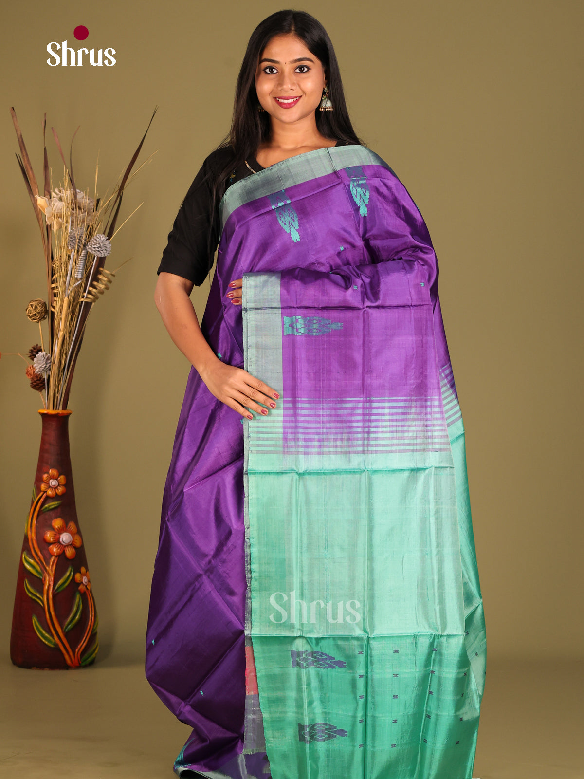 DHS07106 - Banana Pith without blouse Saree - Shop on Shrus.com