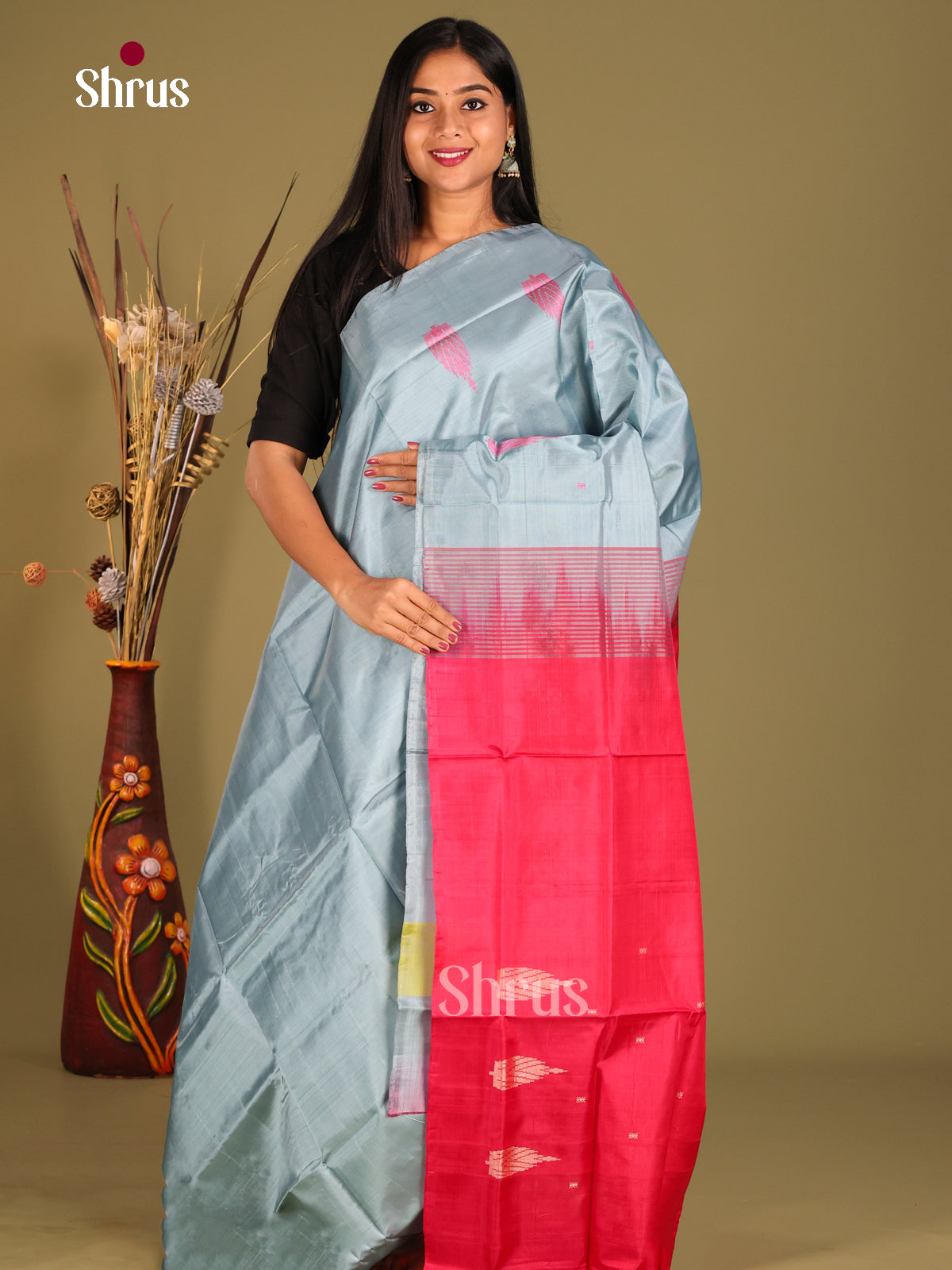 DHS07110 - Banana Pith without blouse Saree - Shop on Shrus.com