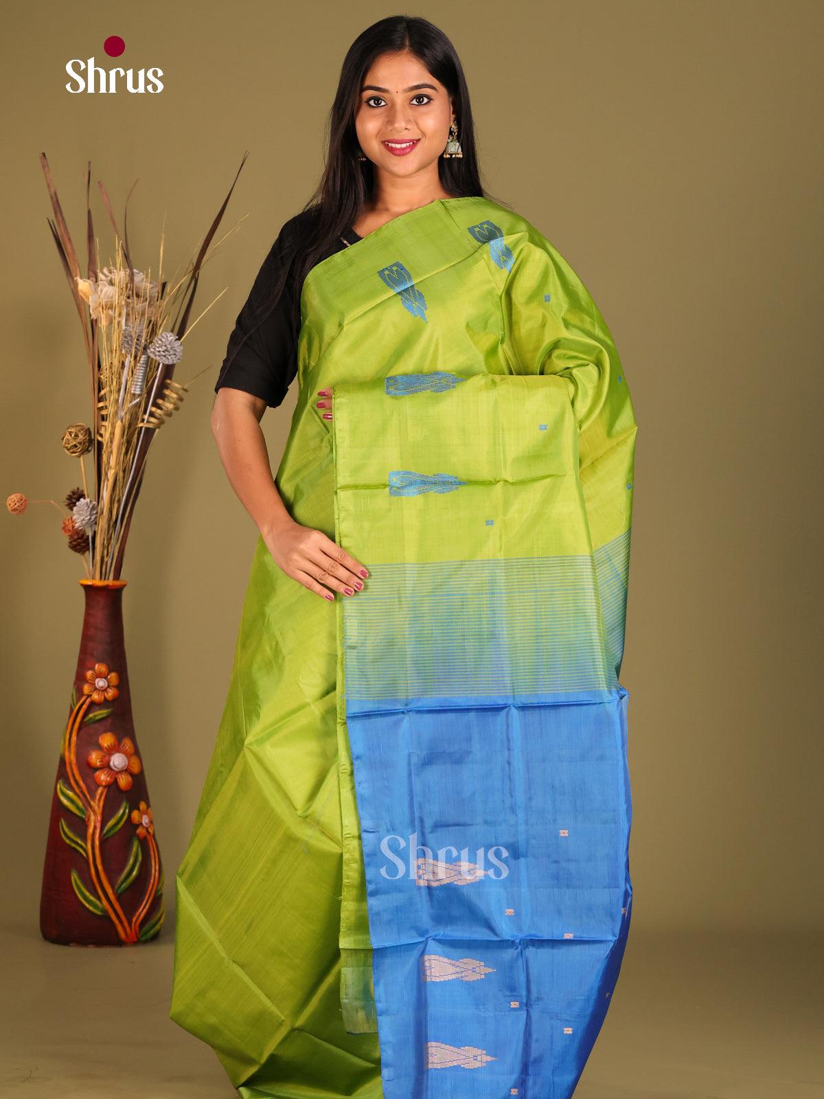 Light Green & Blue - Banana Pith without blouse Saree - Shop on Shrus.com
