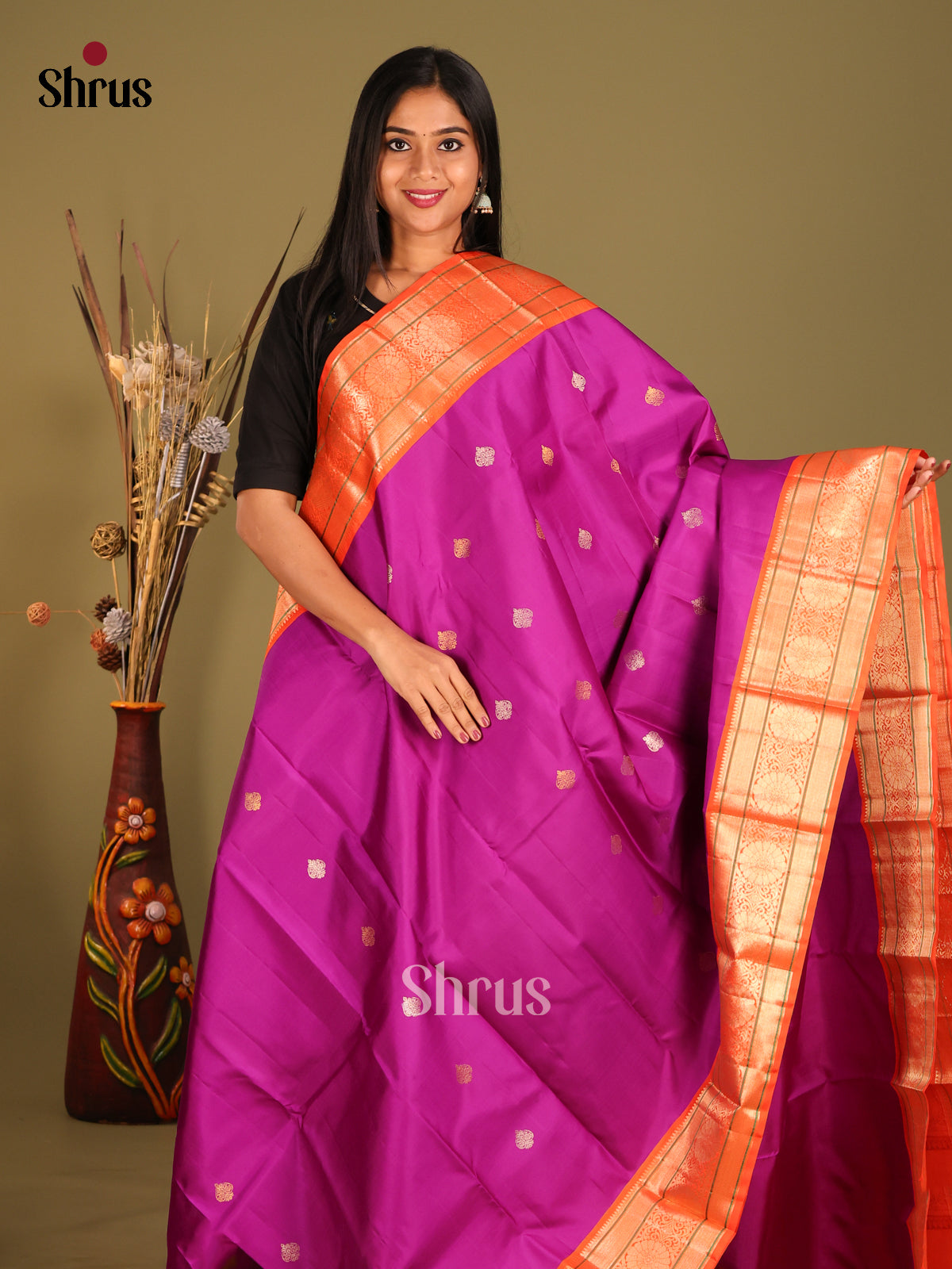 Pretty Purple Korvai Kanchipuram Silk Saree with Zari Buttas & traditional Orange zari border 1