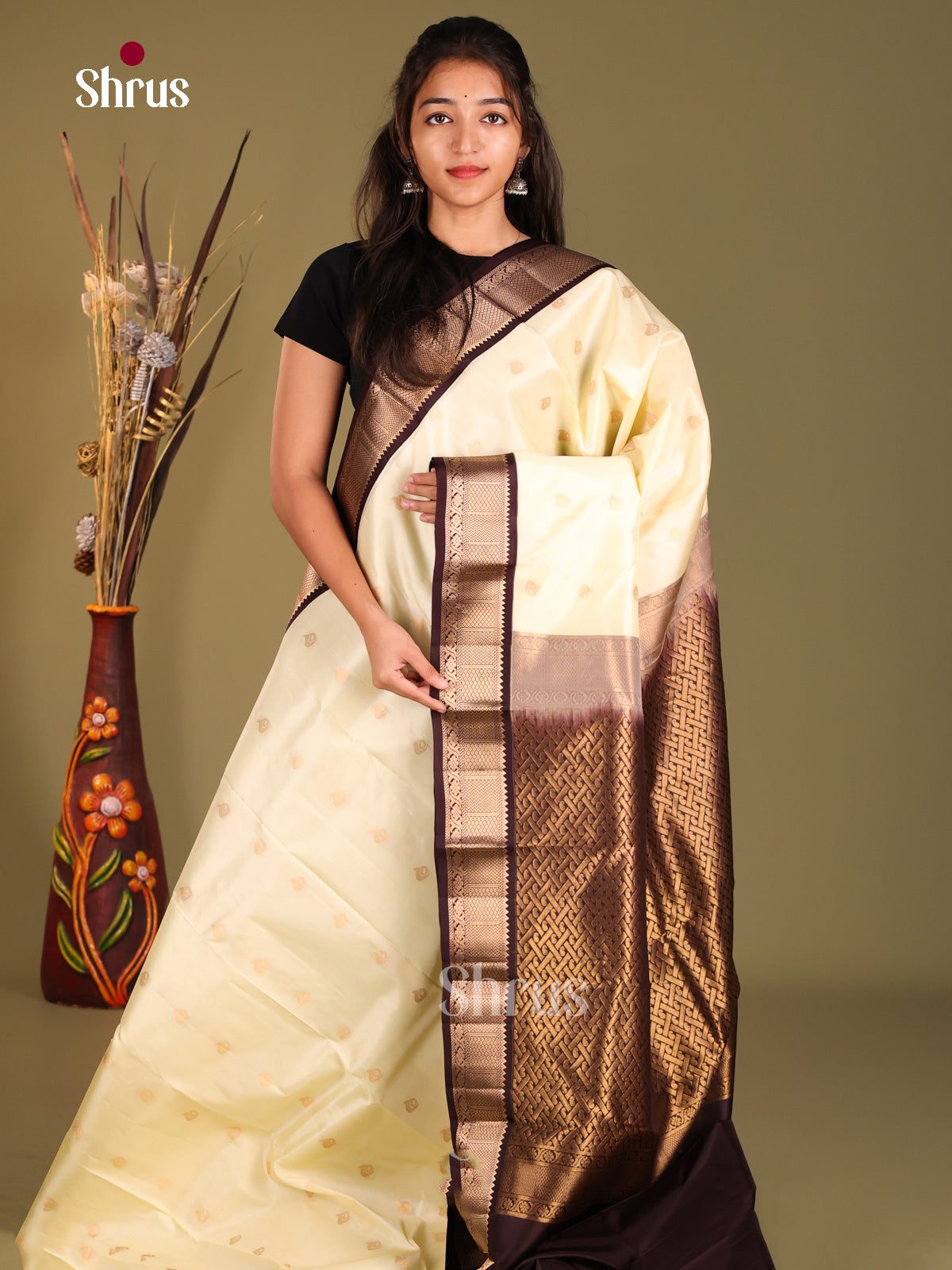 DHS07165 - Kanchipuram Korvai Saree - Shop on Shrus.com