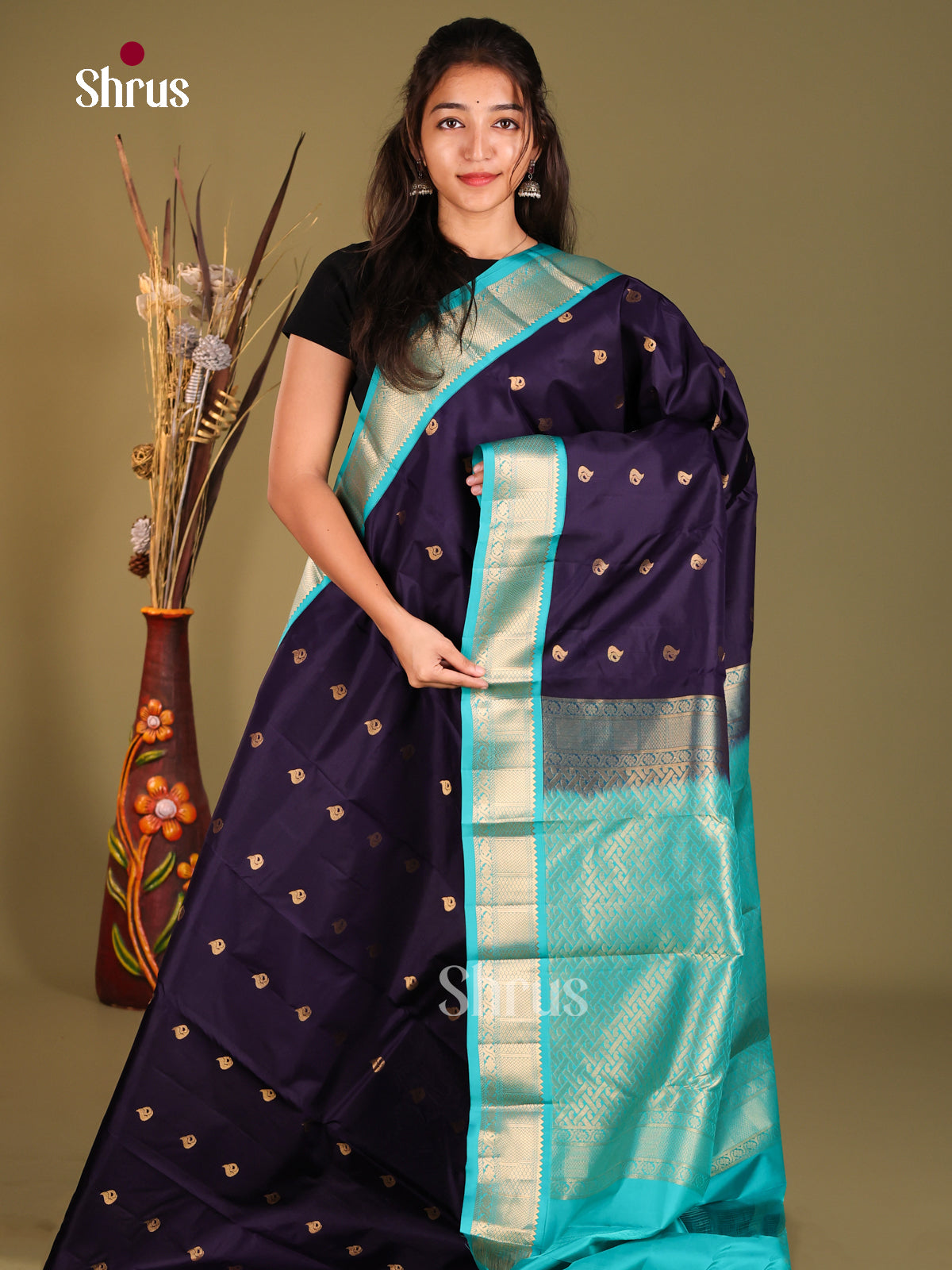 Violet & Blue Kanchipuram Silk Korvai Saree gleams with gold zari floral buttas - Shop on Shrus.com