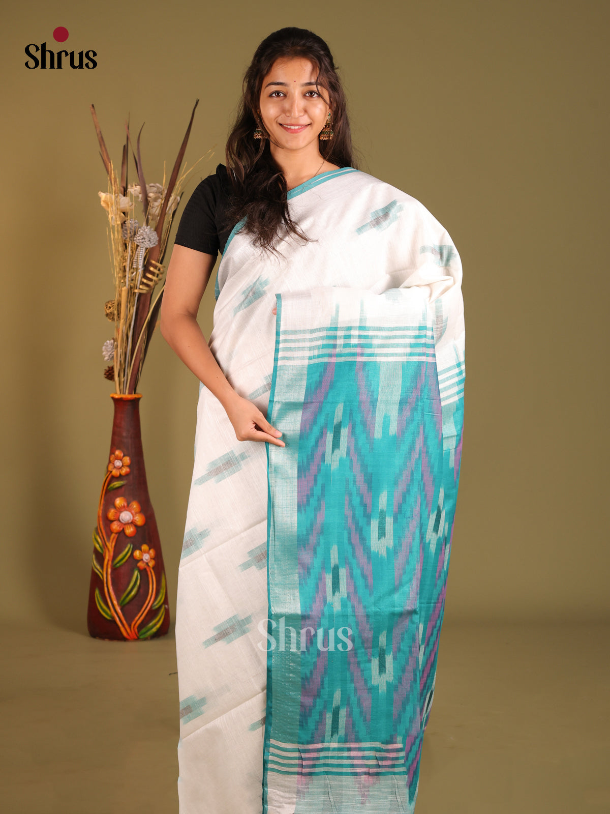 DHS08090 - Semi Ikkat Saree - Shop on Shrus.com