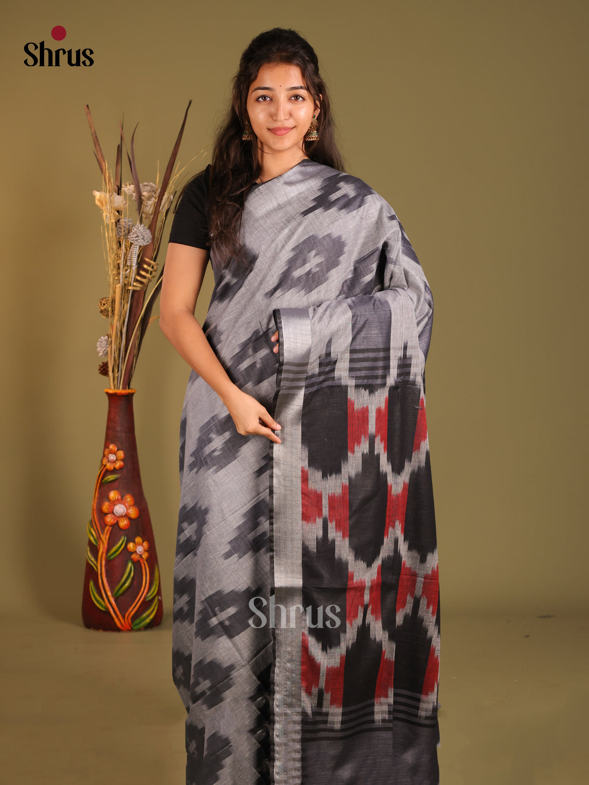 DHS08113 - Semi Ikkat Saree - Shop on Shrus.com