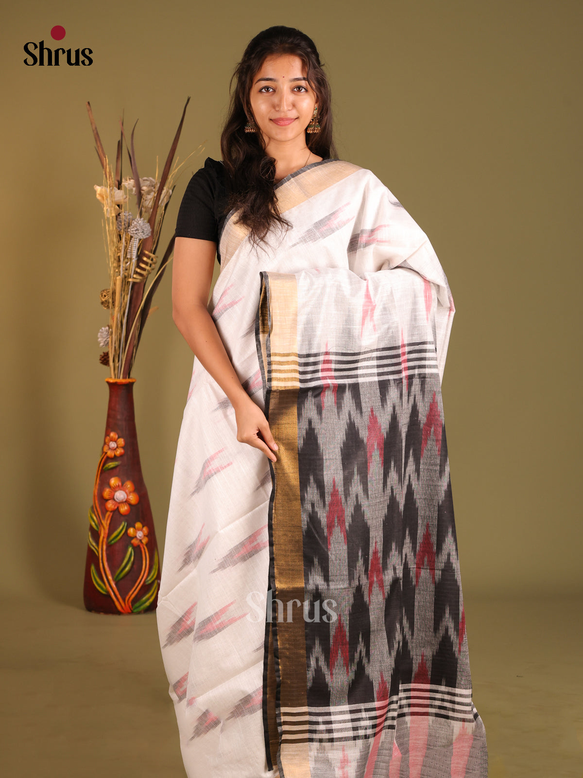 Cream & Grey - Semi Ikkat Saree