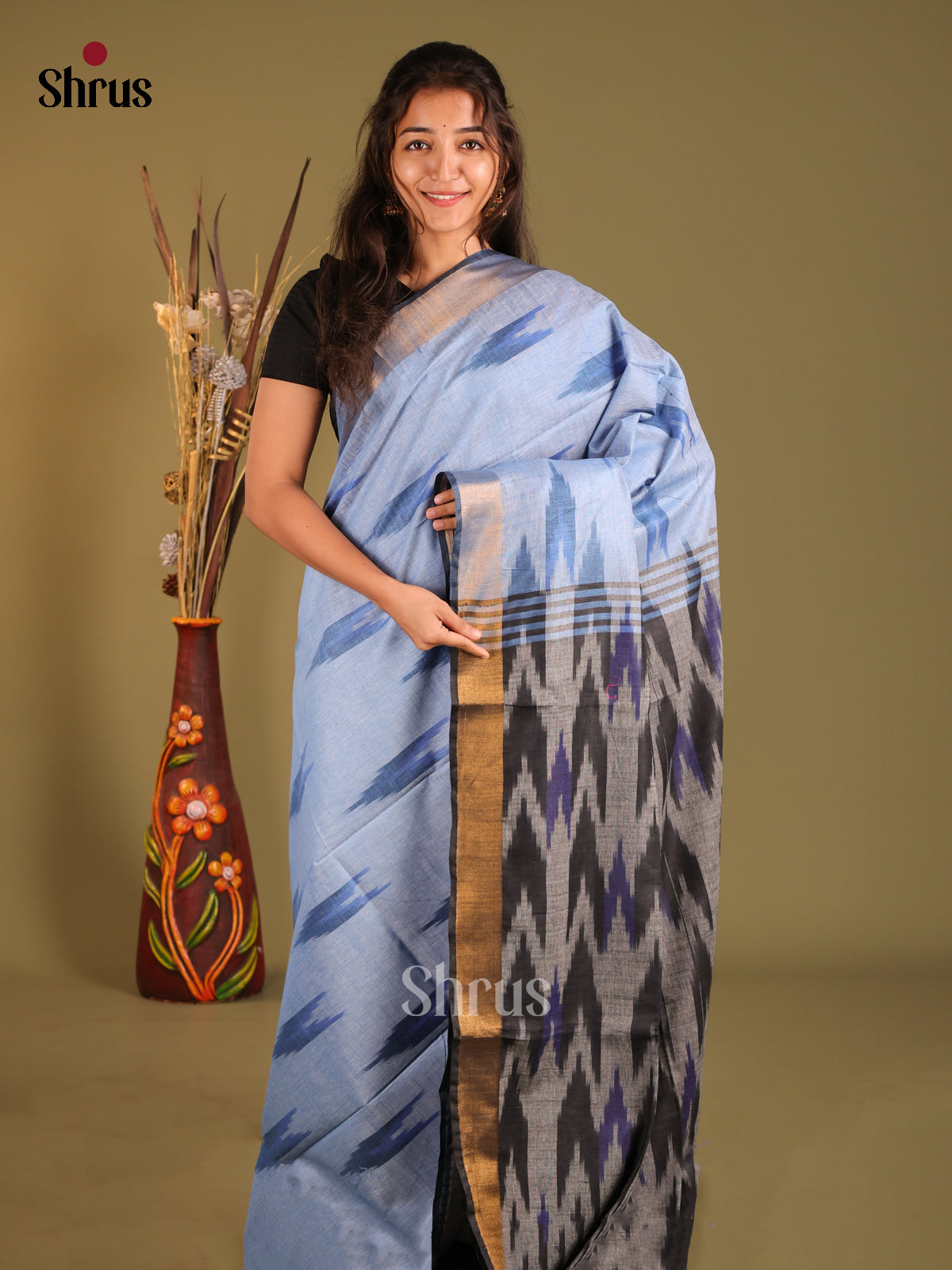 DHS08129 - Semi Ikkat Saree - Shop on Shrus.com