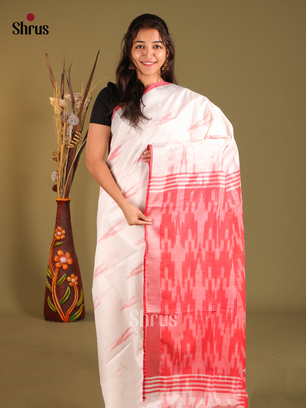 DHS08162 - Semi Ikkat Saree - Shop on Shrus.com