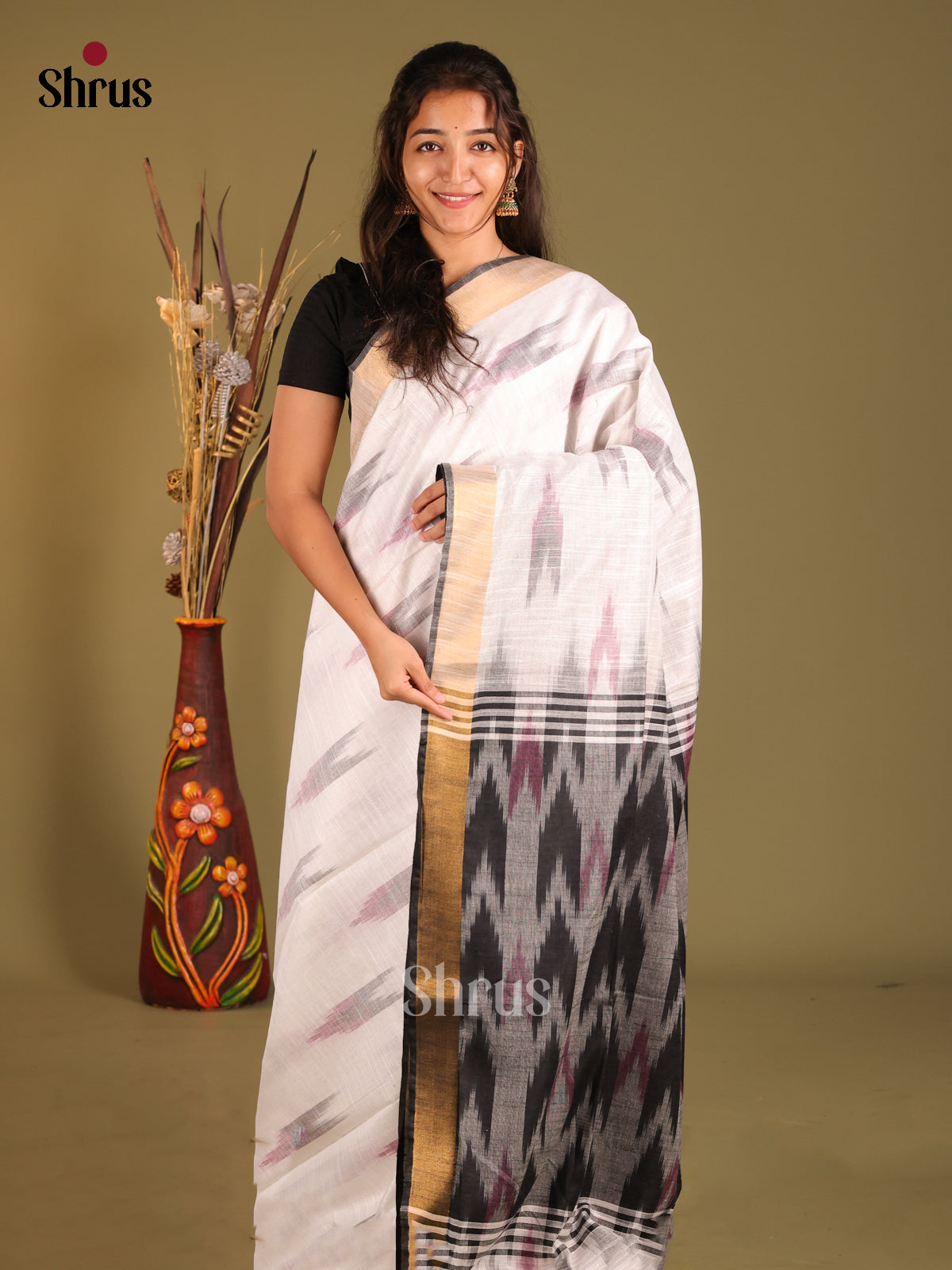 Cream & Grey - Semi Ikkat Saree