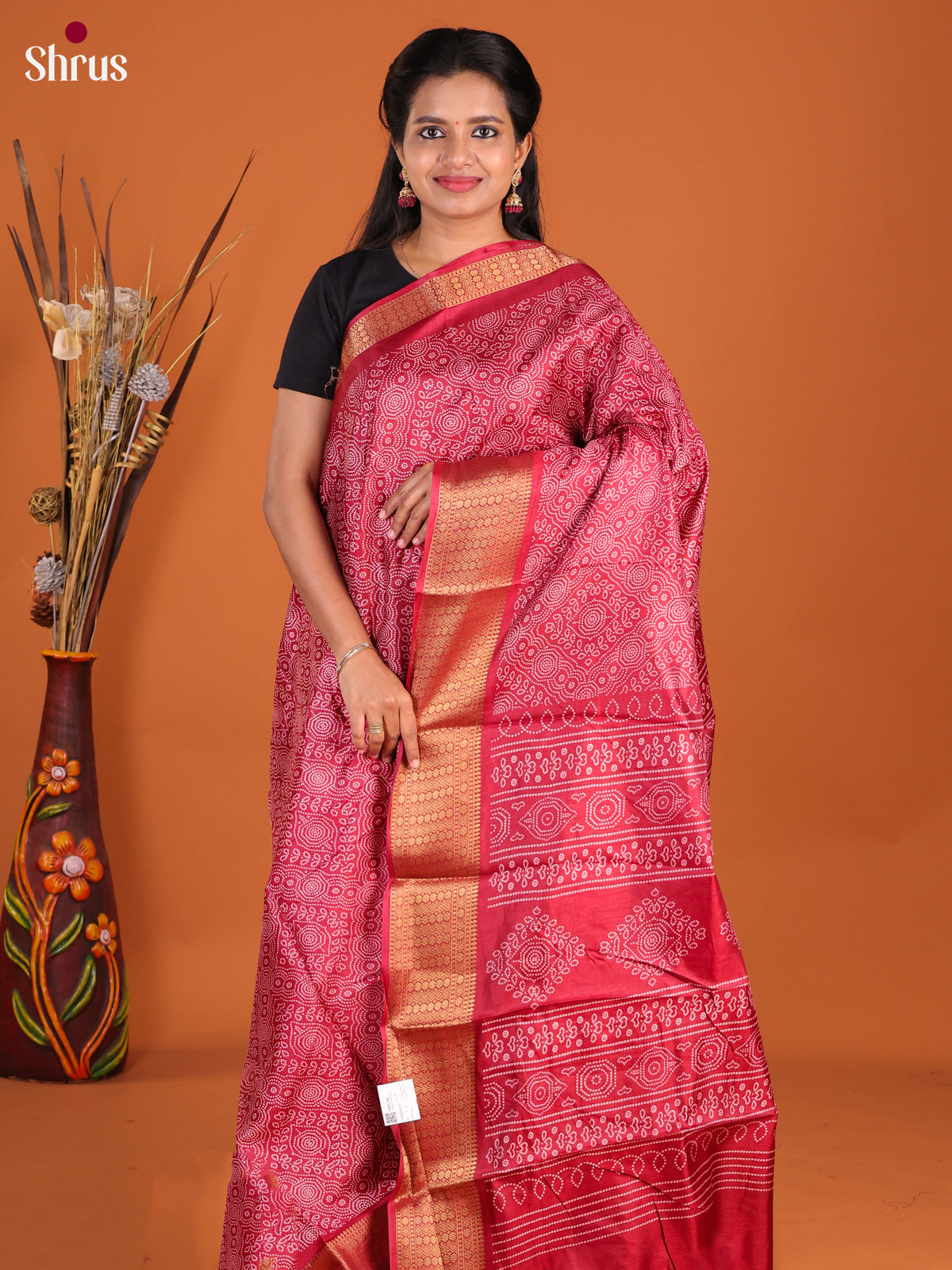 DHS09017 - Semi Crepe Saree - Shop on Shrus.com