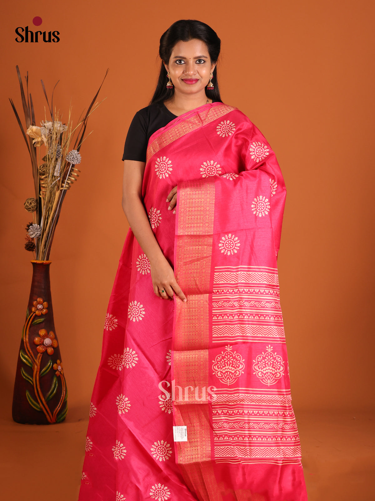 DHS09034 - Semi Crepe Saree - Shop on Shrus.com
