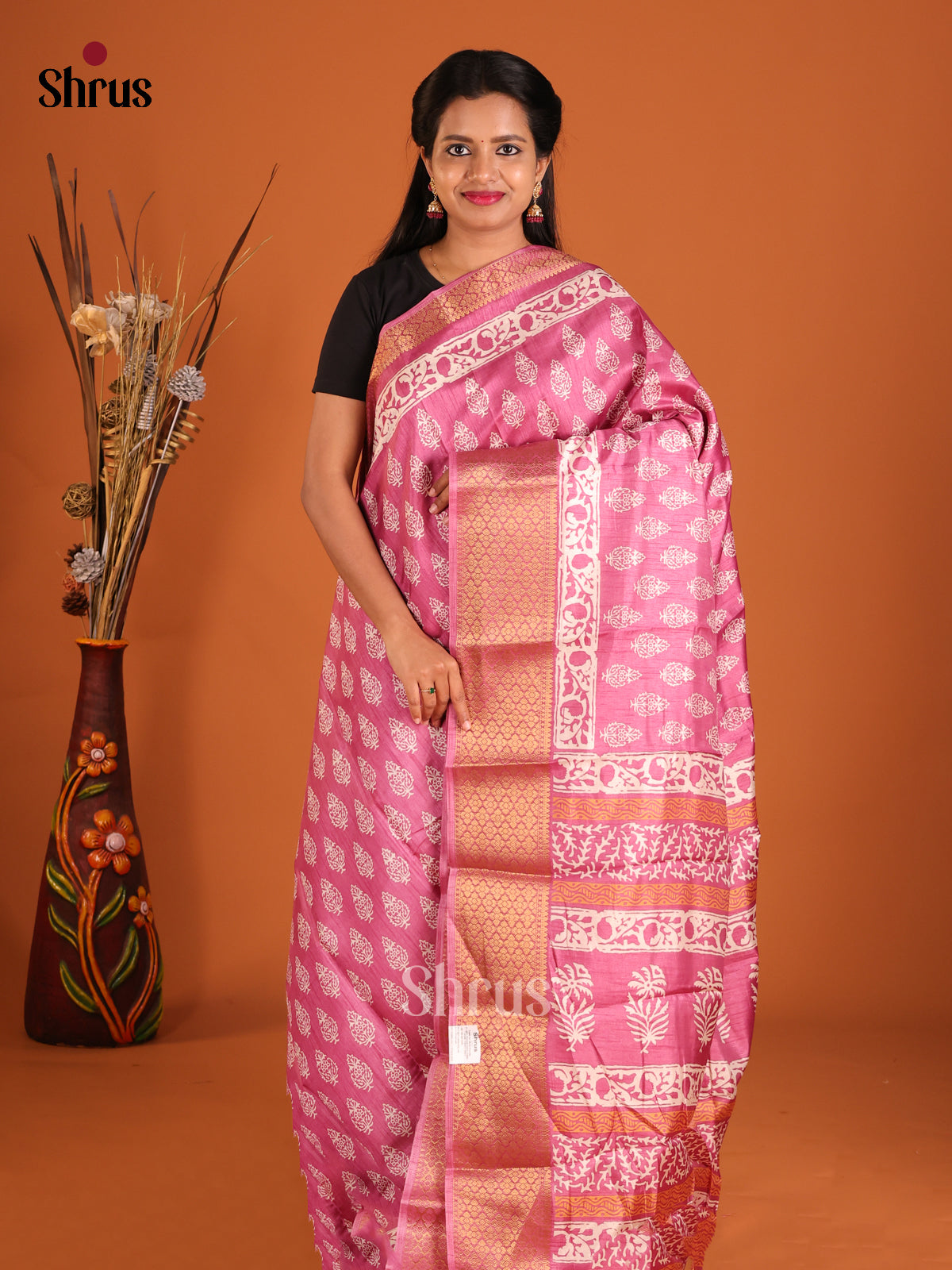 DHS09038 - Semi Crepe Saree - Shop on Shrus.com