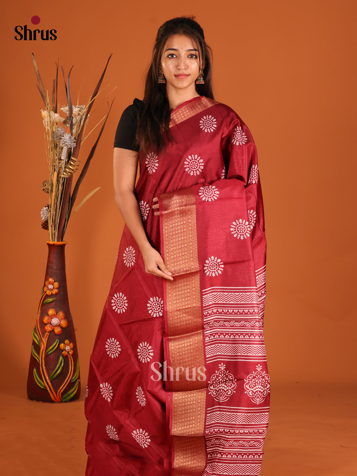 DHS09117 - Semi Crepe Saree - Shop on Shrus.com
