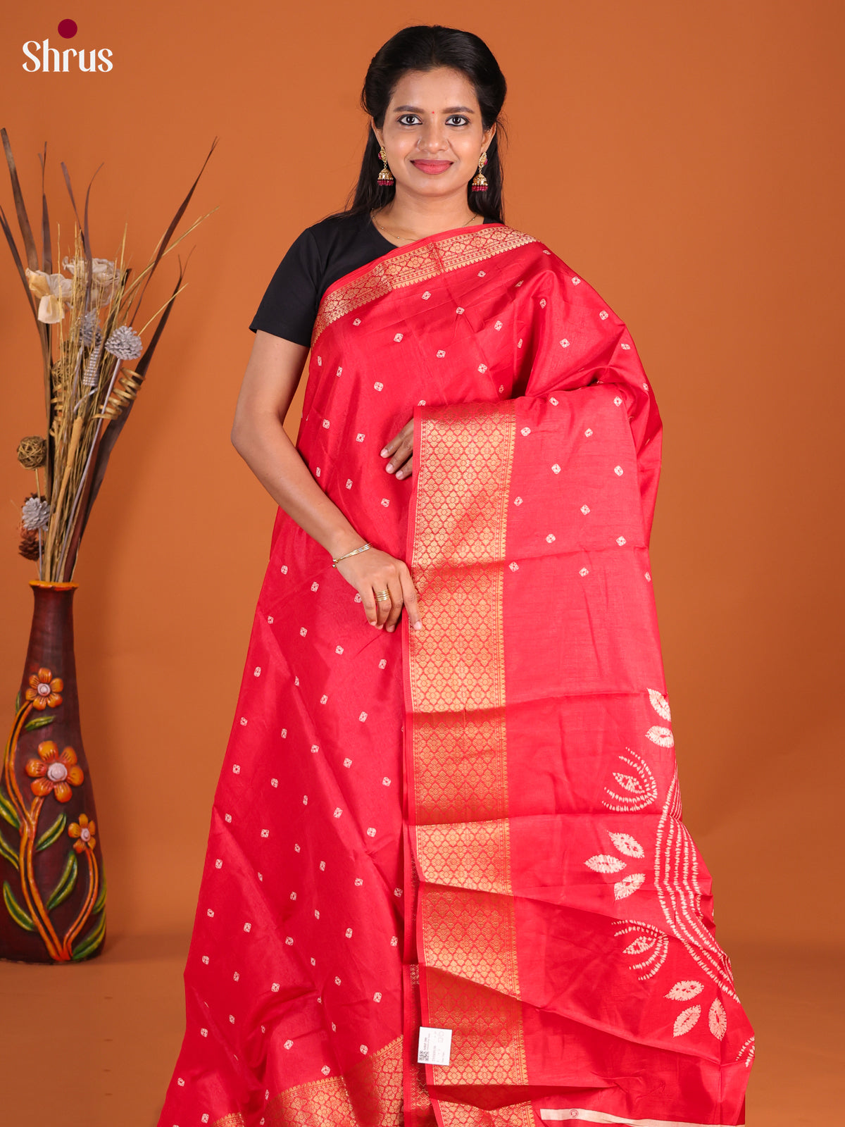 DHS09158 - Semi Crepe Saree - Shop on Shrus.com
