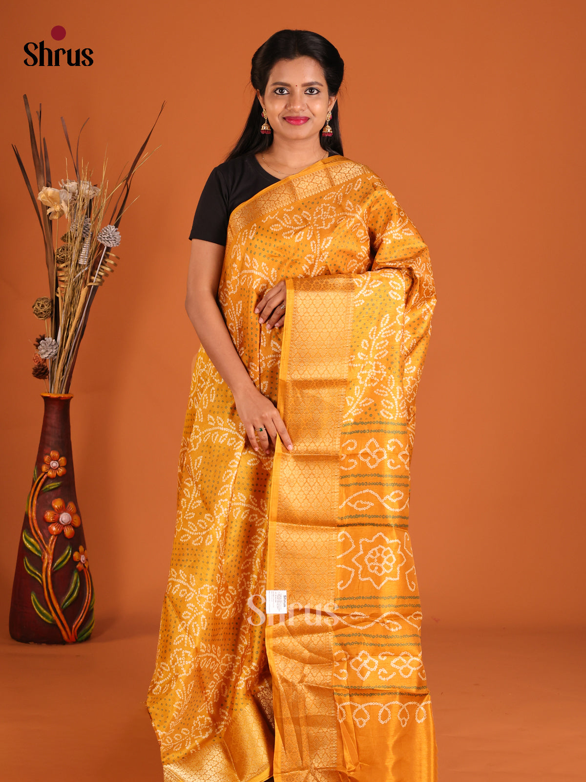 DHS09198 - Semi Crepe Saree - Shop on Shrus.com