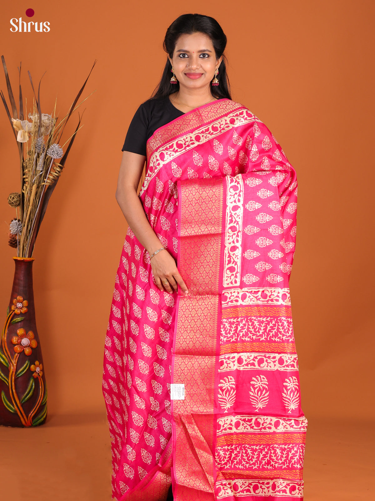 DHS09212 - Semi Crepe Saree - Shop on Shrus.com