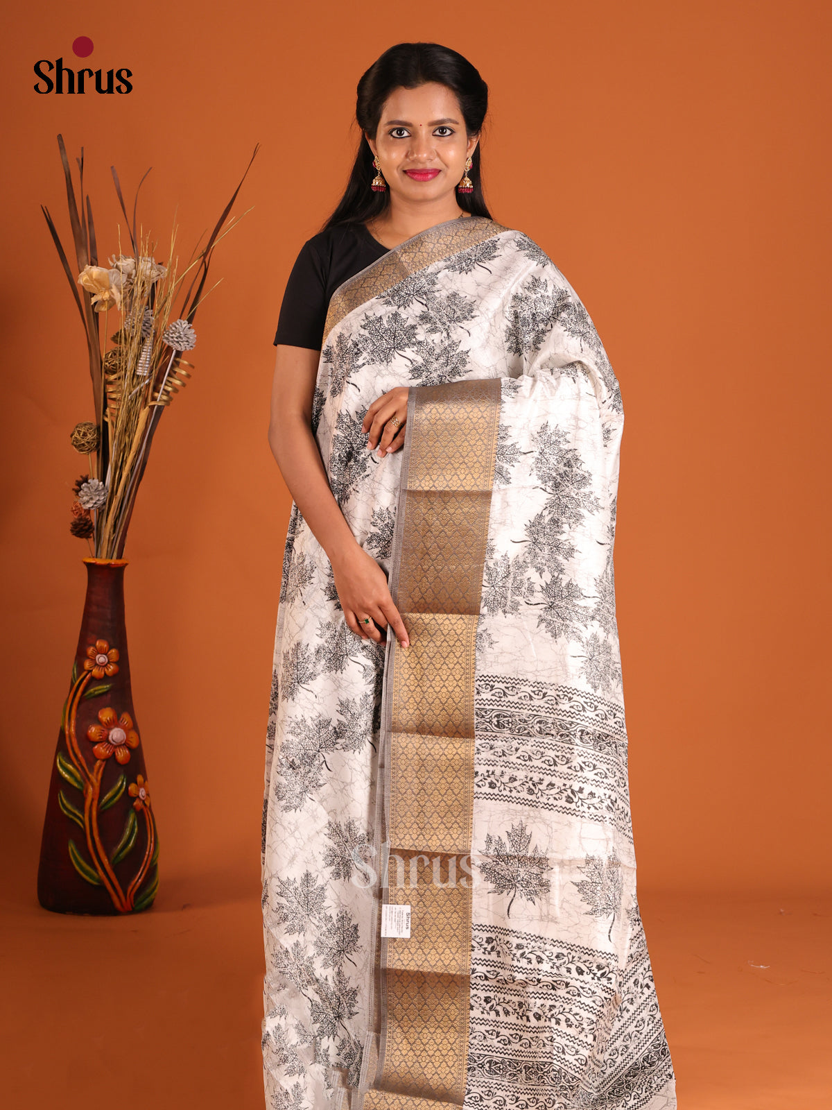 Cream - Semi Crepe Saree