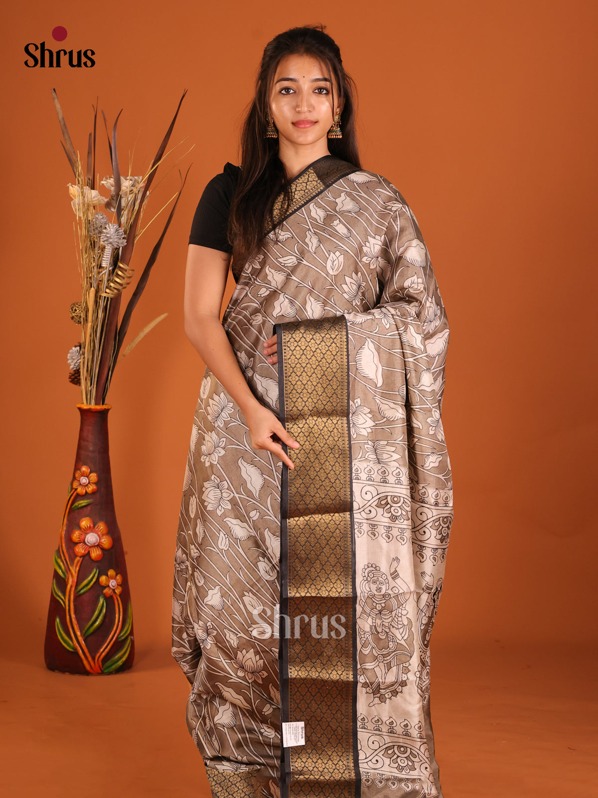 Grey & Black - Semi Crepe Saree - Shop on Shrus.com