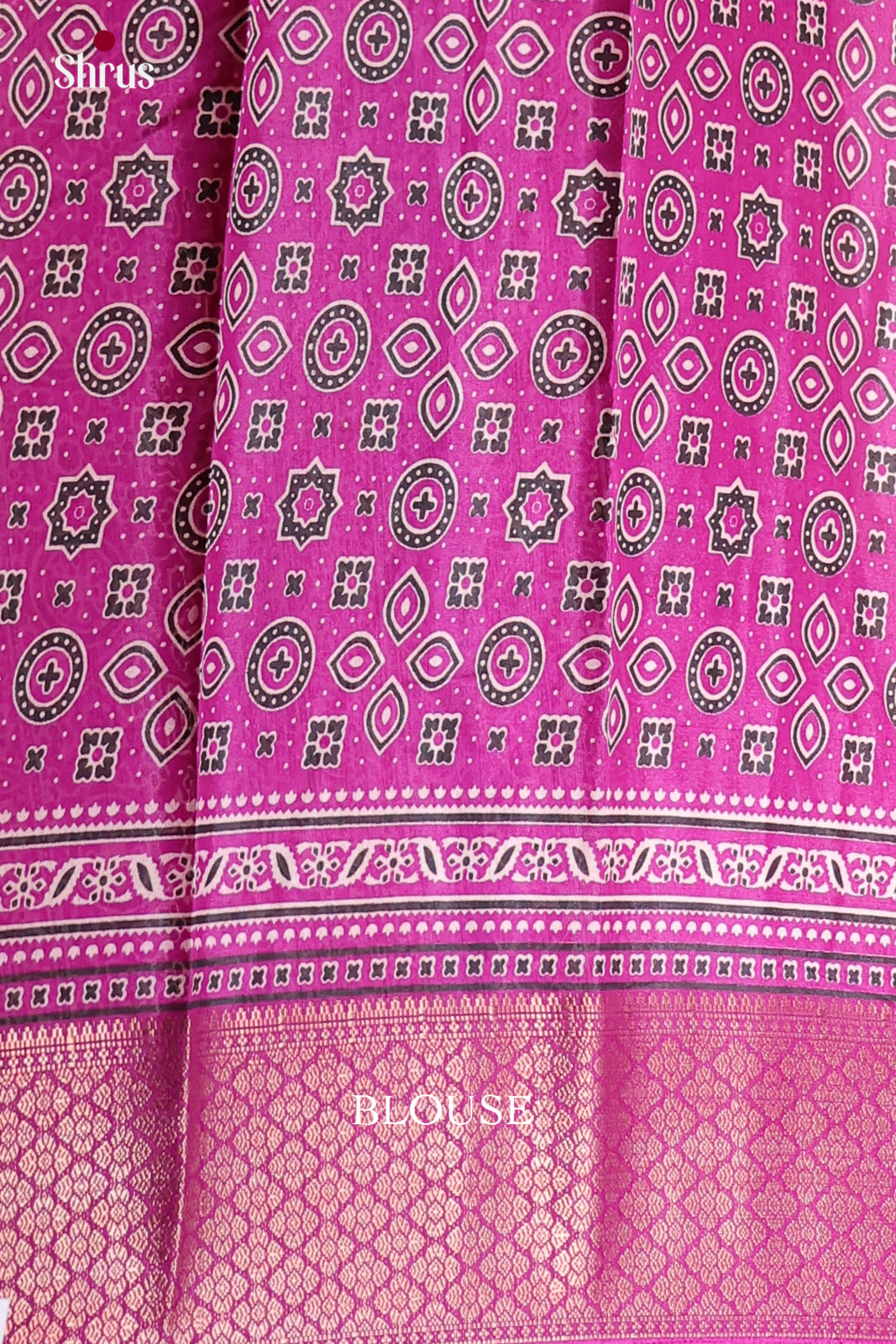 DHS09334 - Semi Crepe Saree - Shop on Shrus.com