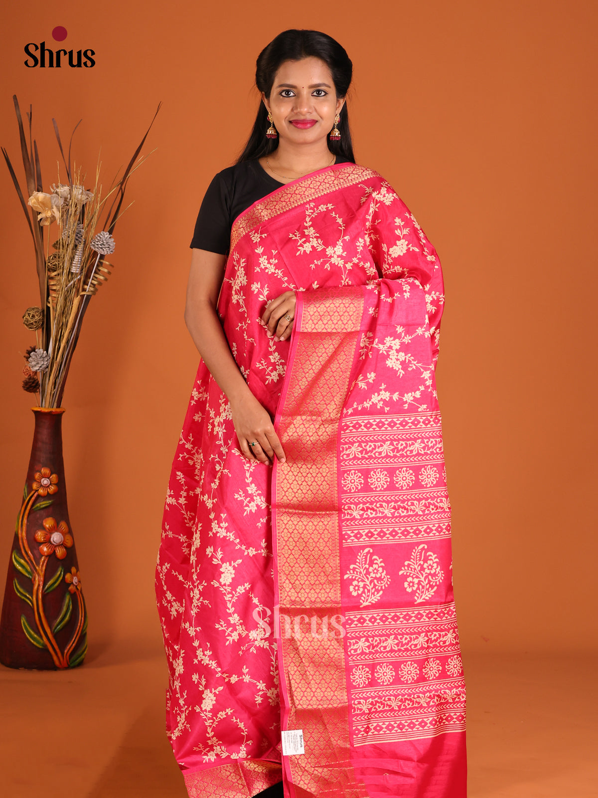 DHS09356 - Semi Crepe Saree - Shop on Shrus.com