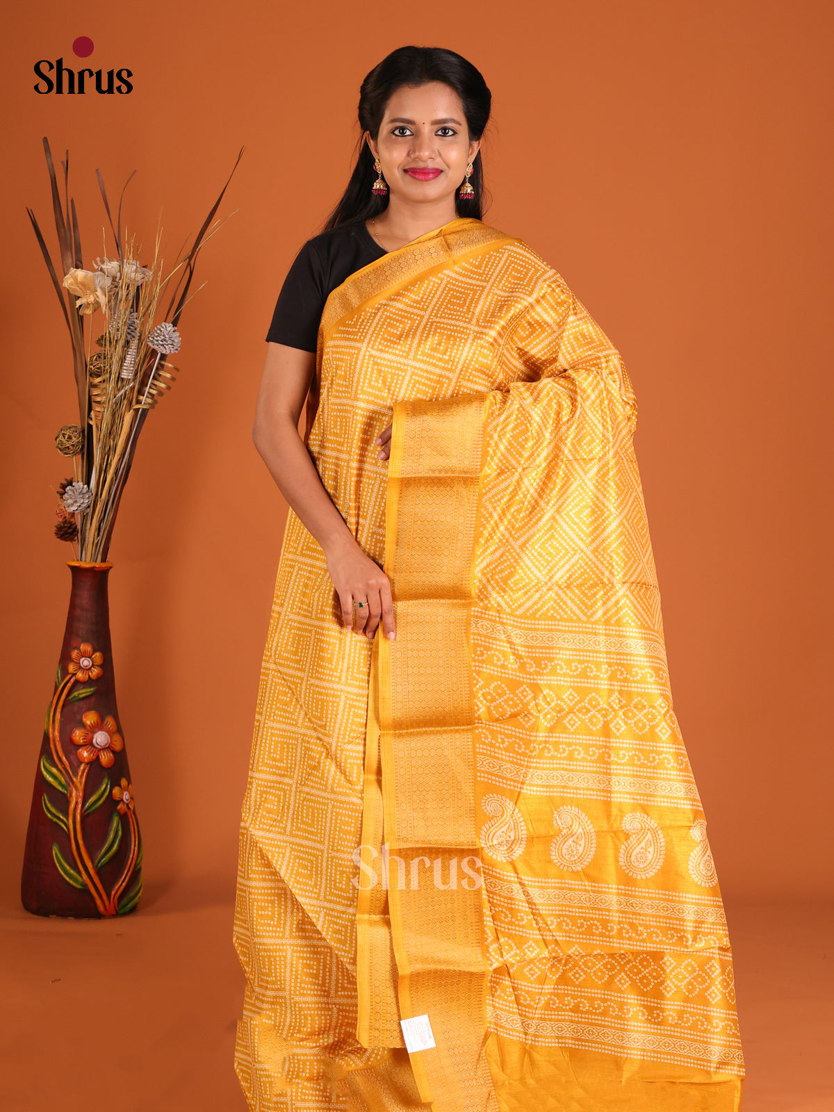 DHS09382 - Semi Crepe Saree - Shop on Shrus.com
