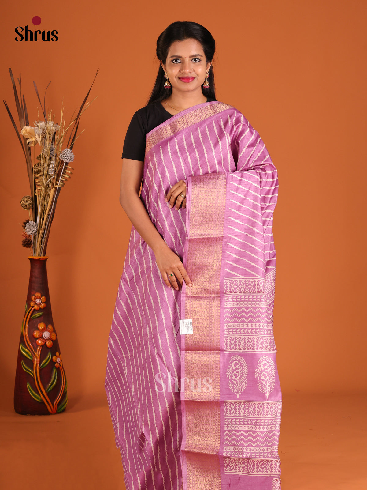 DHS09409 - Semi Crepe Saree - Shop on Shrus.com