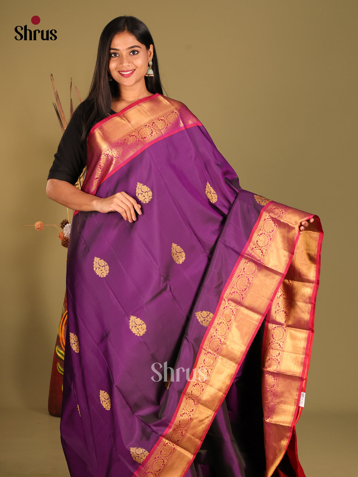 Pretty Violet Kanchipuram Silk Saree with Zari thilagam Motifs & Red Brocade Pallu 1