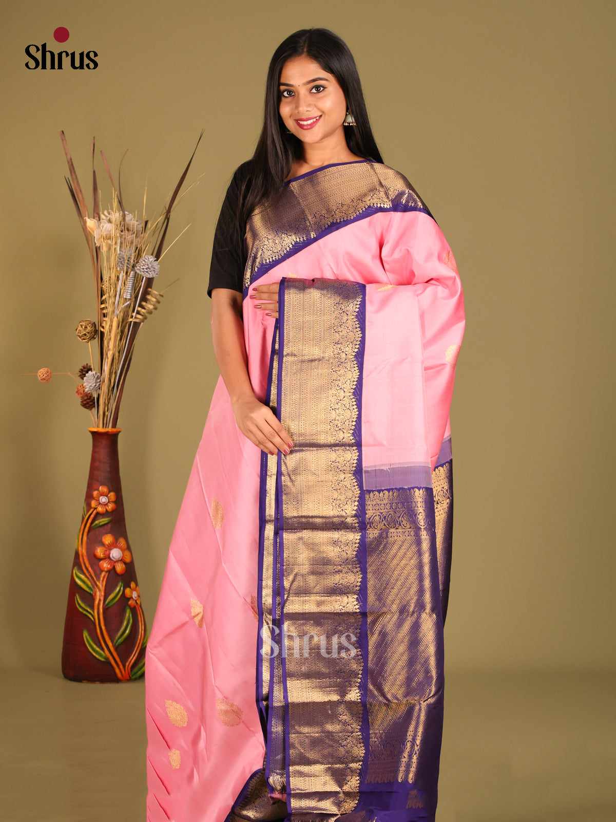 Beautiful Pink Kanchipuram Silk Saree with zari thilagam motifs & Blue Brocade Border
