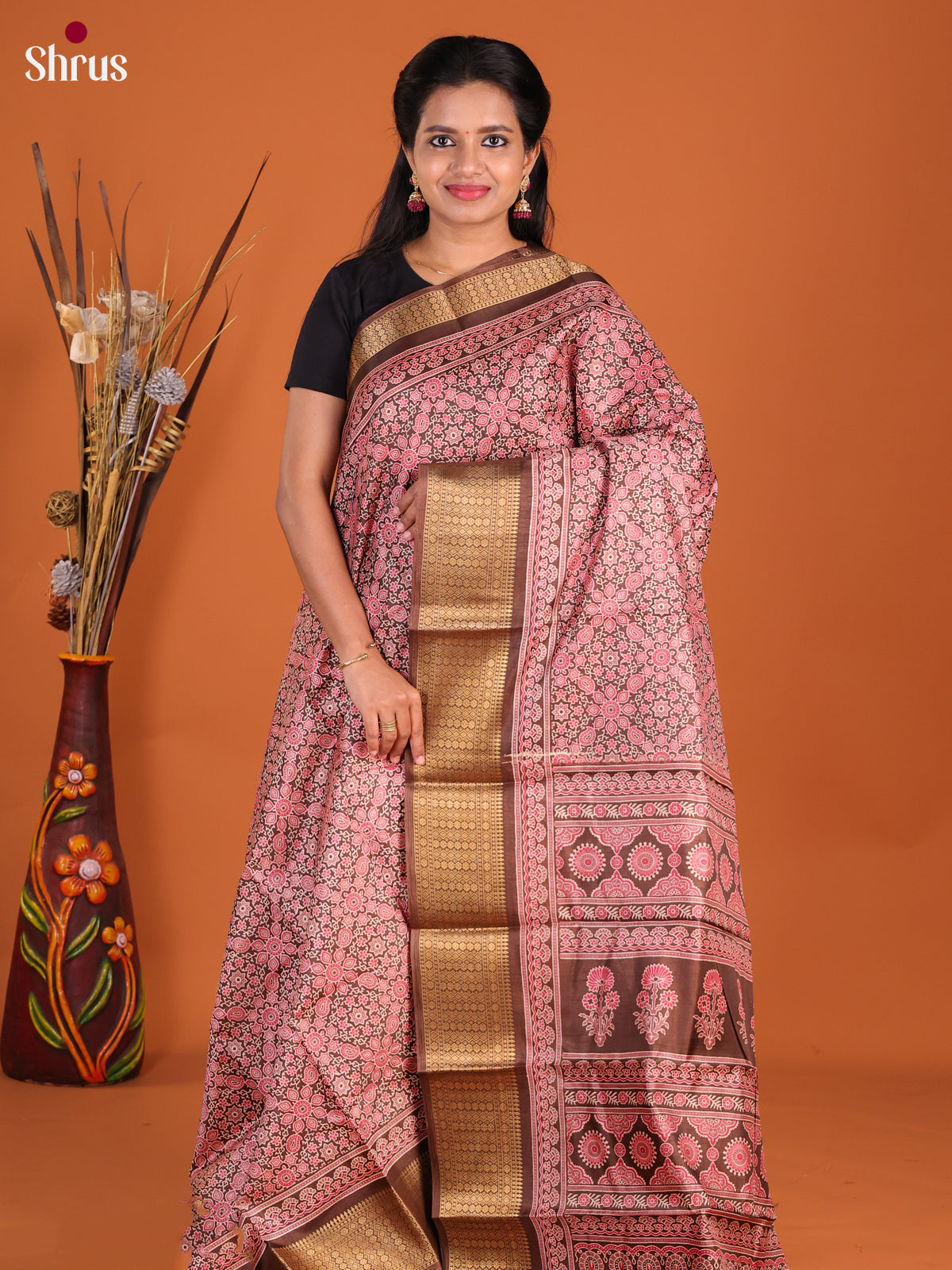 brown - Semi Crepe Saree