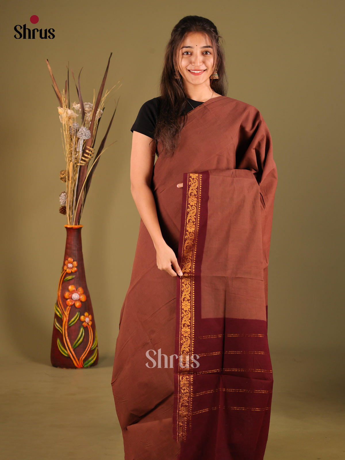DHS11008 - Sungudi Cotton Saree - Shop on Shrus.com