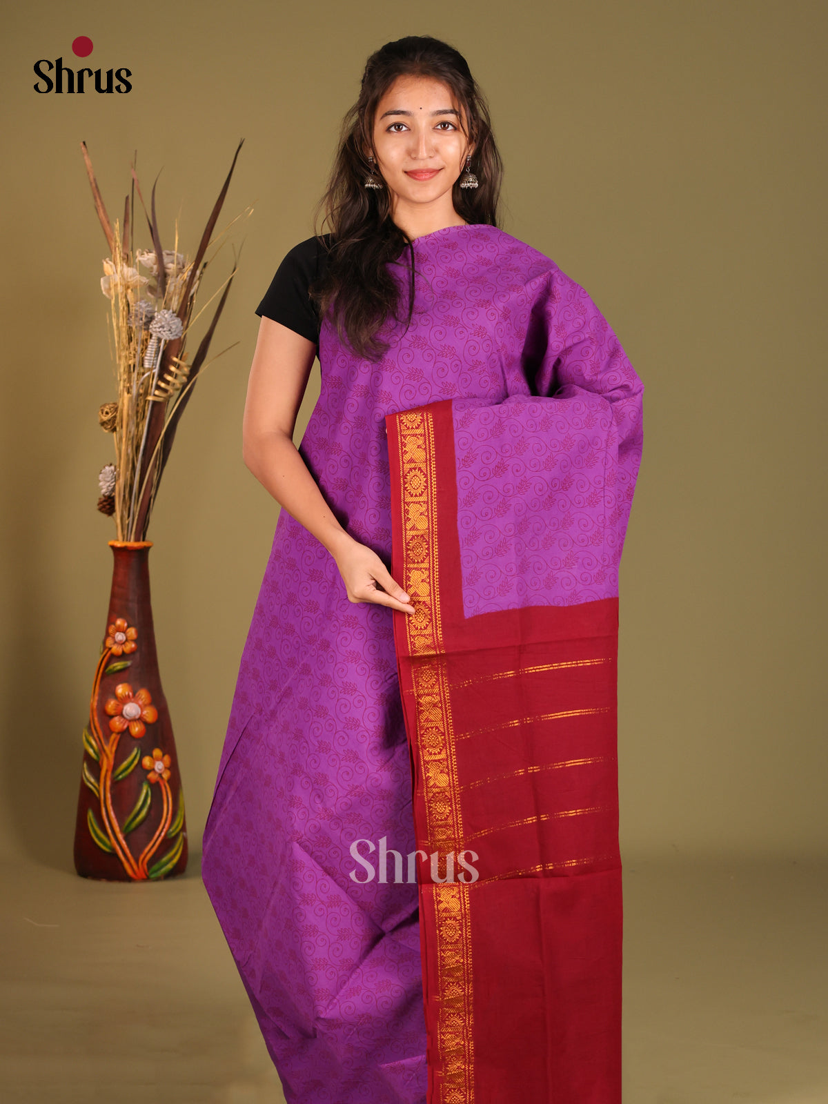 Vadamalli & Red - Sungudi Cotton Saree