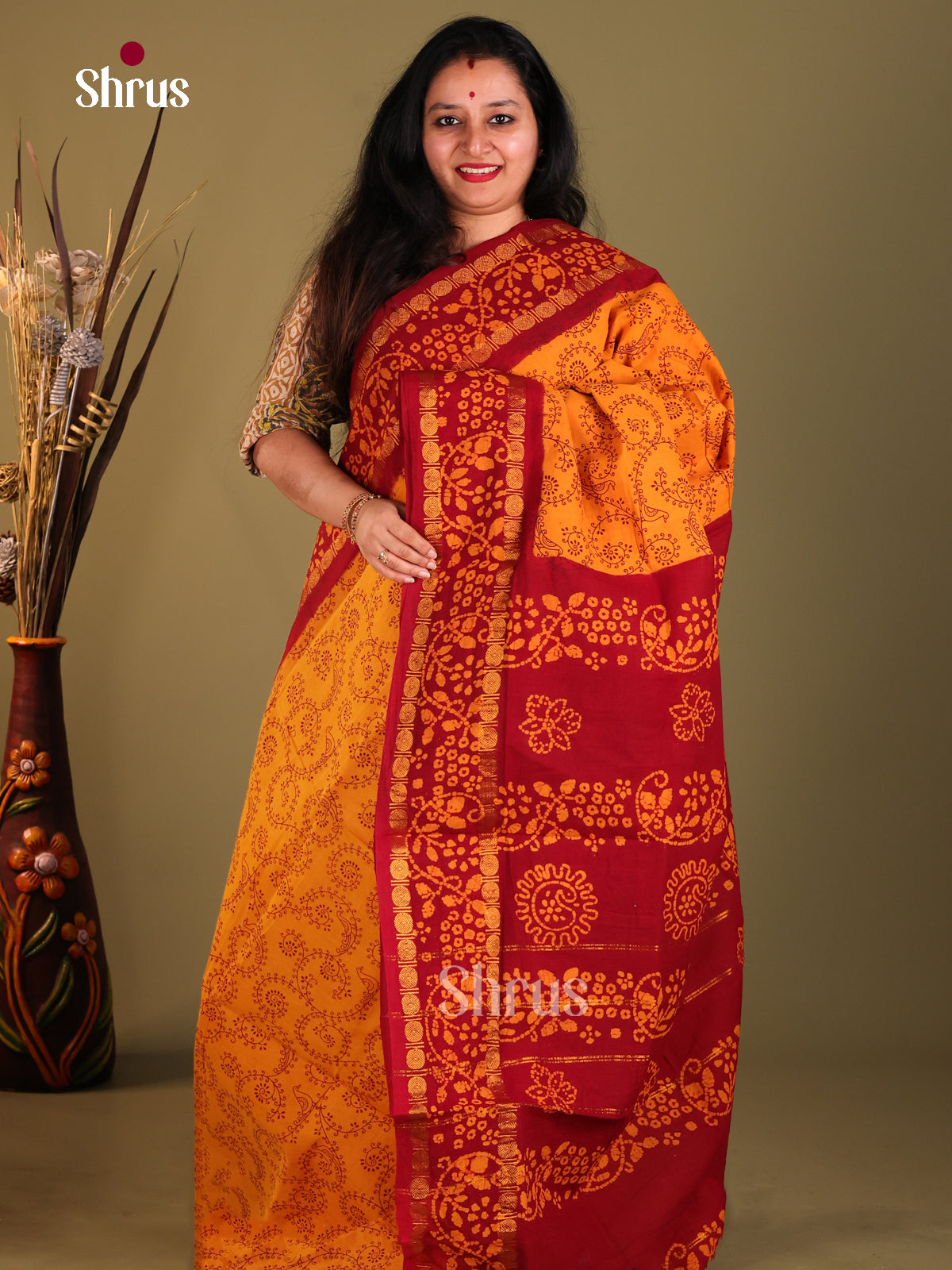 Mustard & Red - Sungudi Cotton Saree