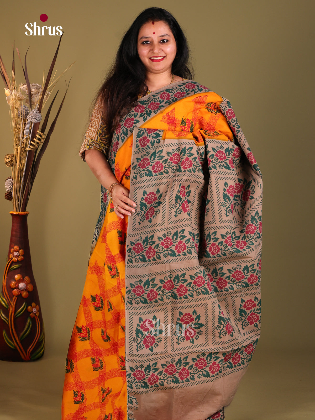 Mango Yellow & Beige - Sungudi Cotton Saree
