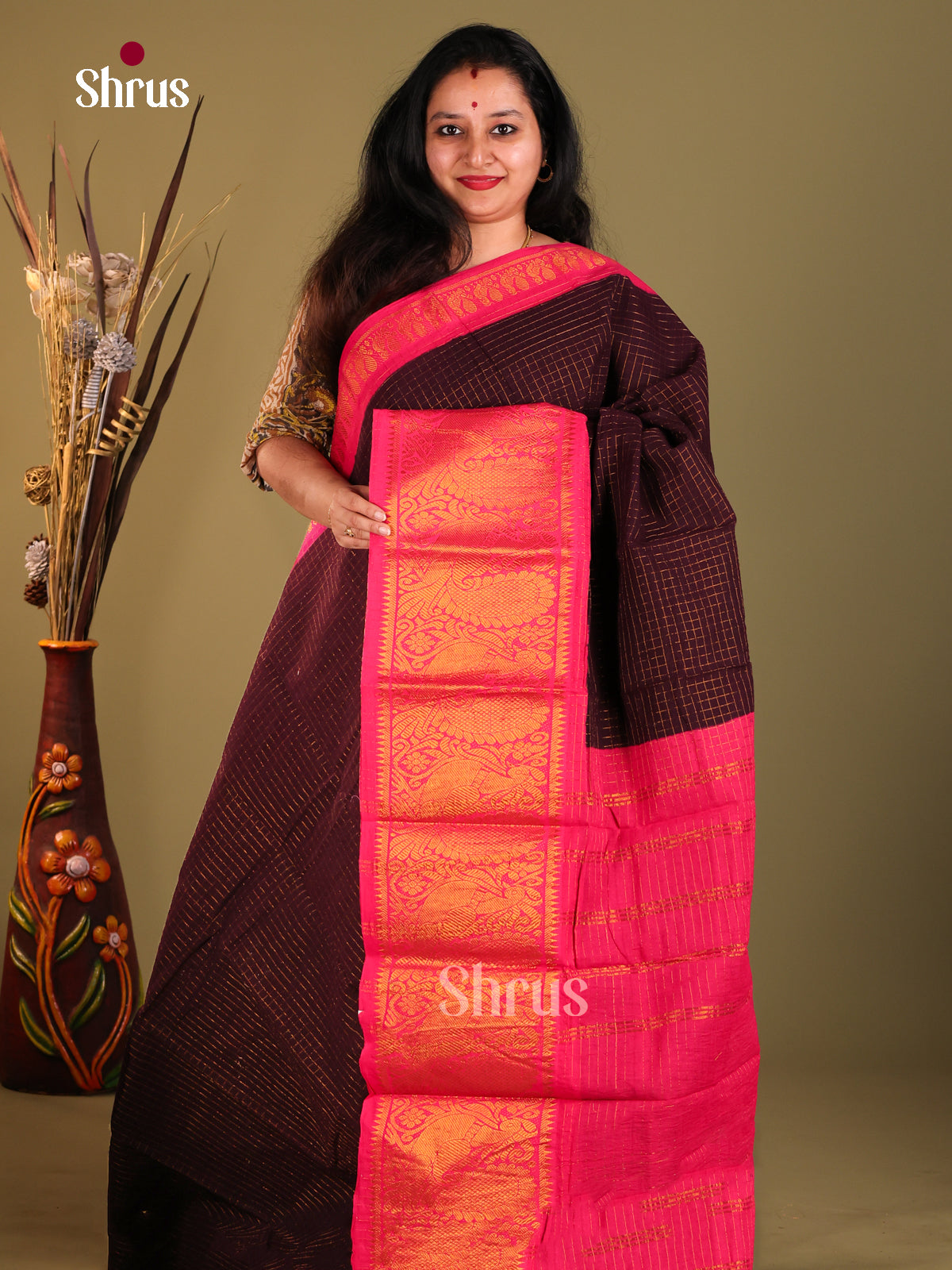 Brown & Pink - Sungudi Cotton Saree