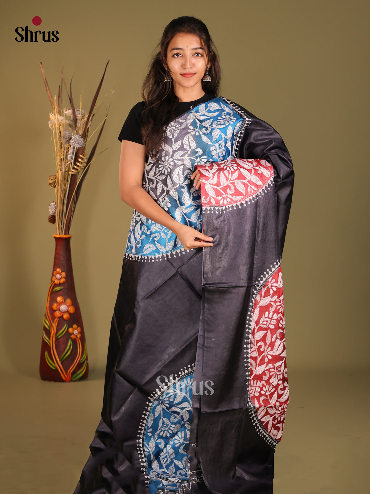 Elegant Black Tussar Silk Saree with Red Pallu and Artistic Motifs