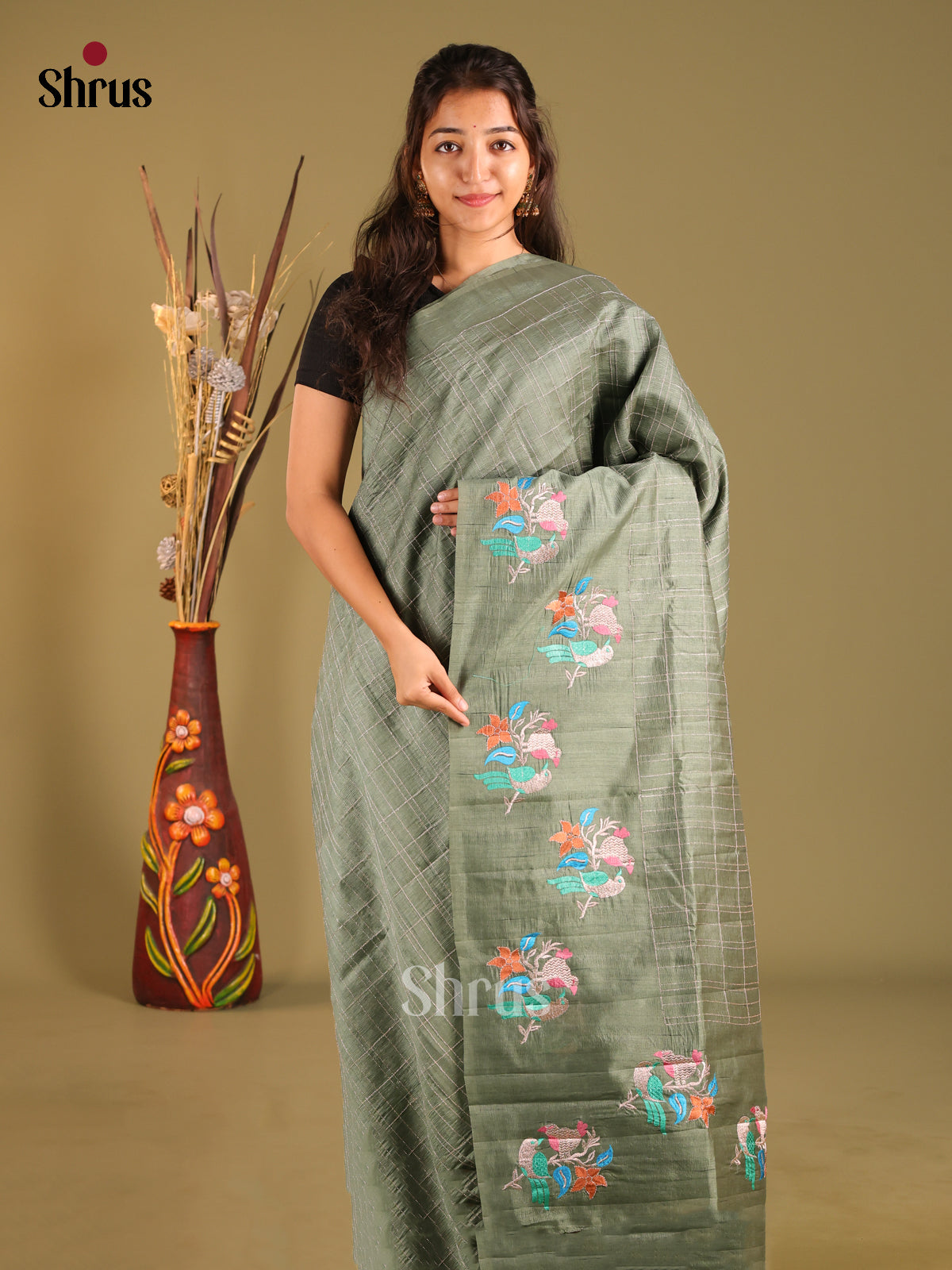 Grey- Semi Rawsilk Saree - Shop on Shrus.com