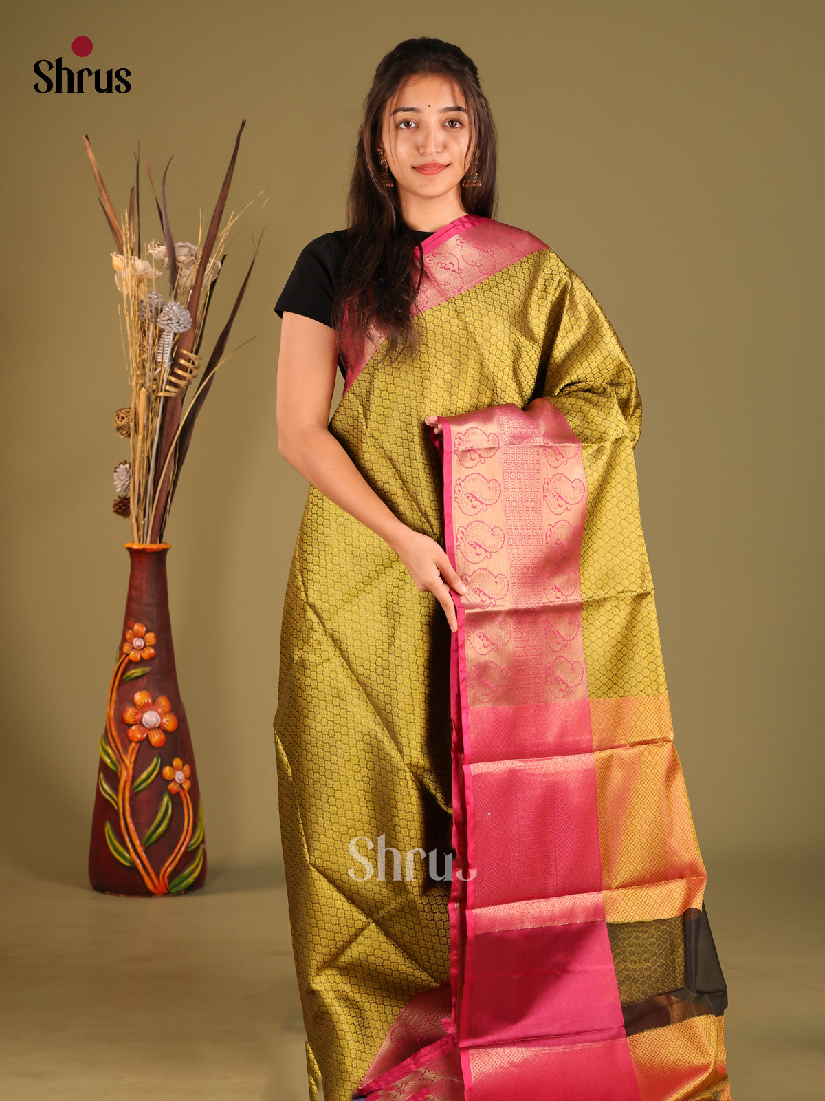 DHS11860 - Tanchoi Saree
