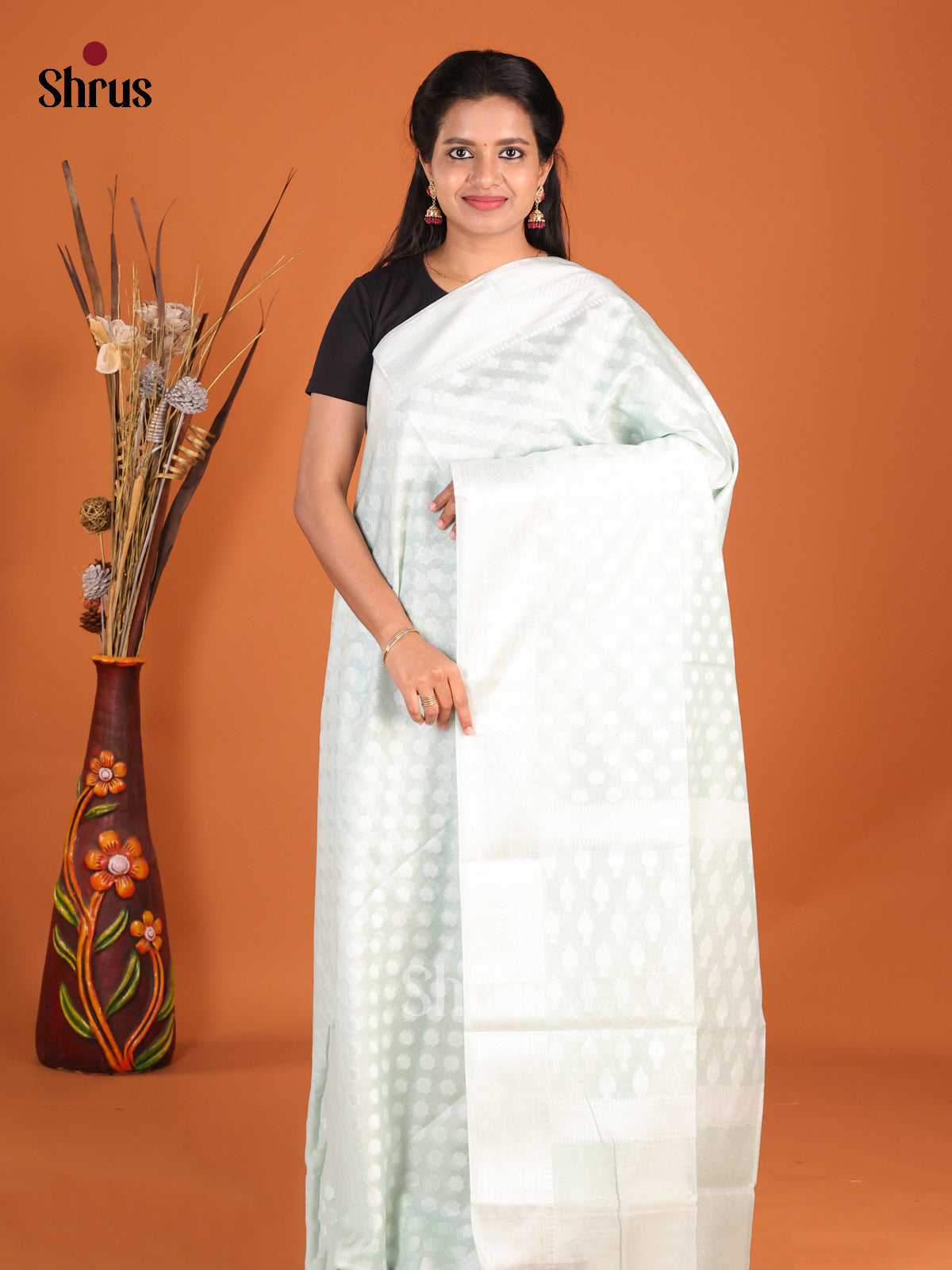 DHS11940 - Art Maheshwari Saree - Shop on Shrus.com