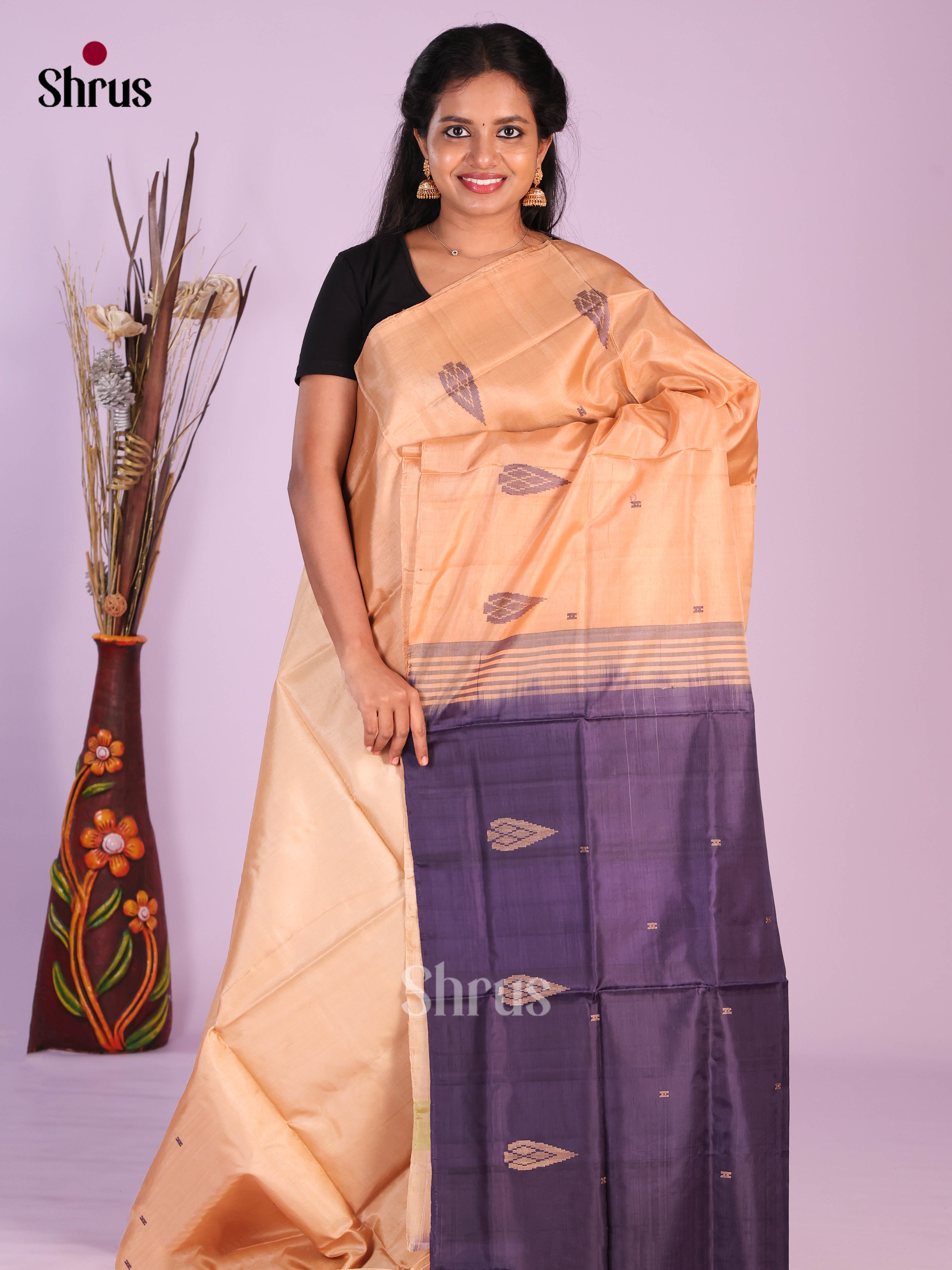 DHS12007 - Banana Pith without blouse Saree - Shop on Shrus.com