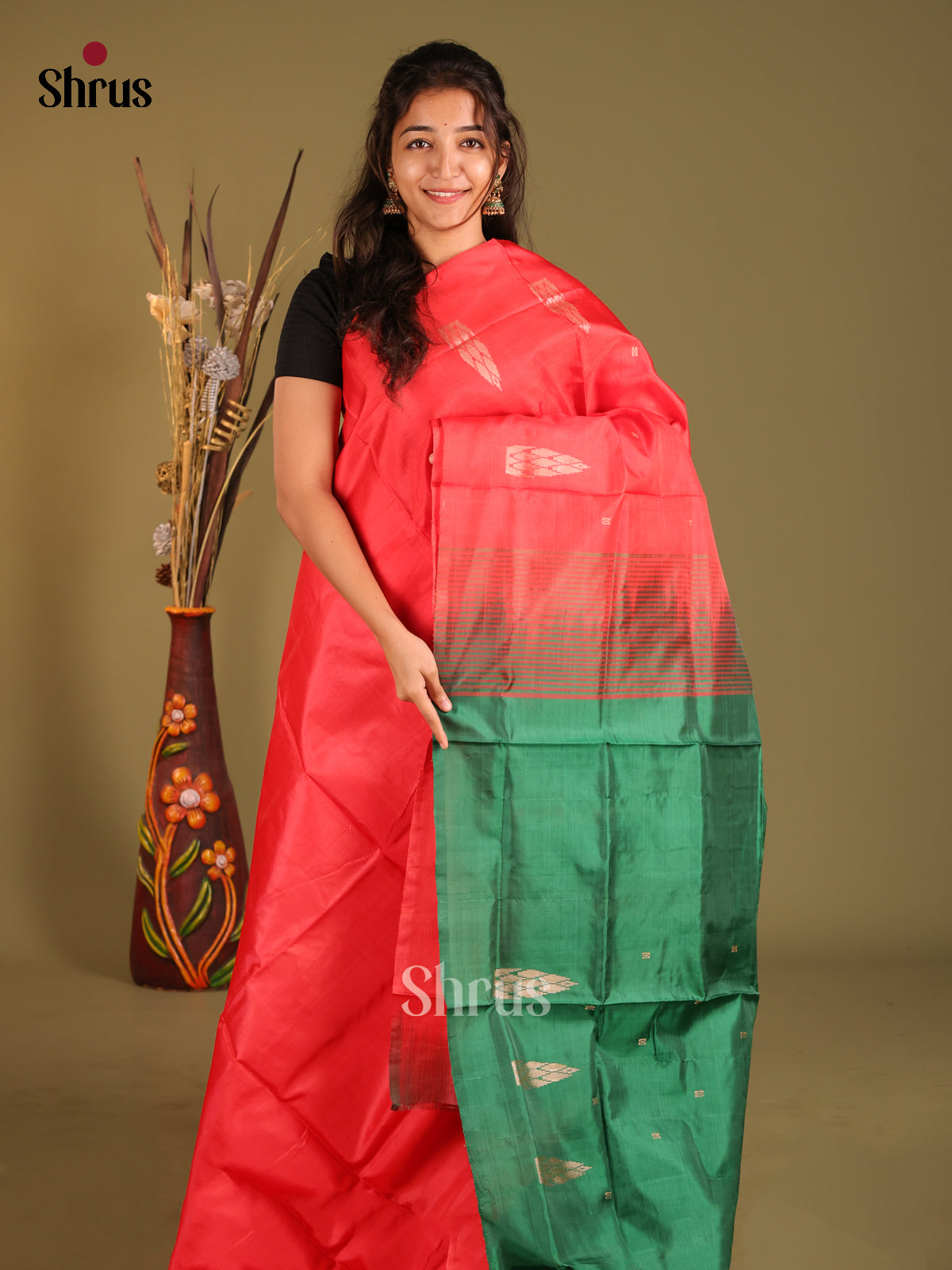 Red & Green - Banana Pith without blouse Saree - Shop on Shrus.com
