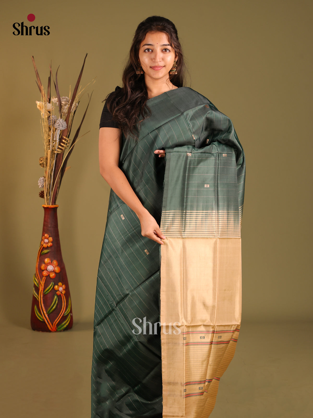 Green & Cream - Banana Pith without blouse Saree - Shop on Shrus.com