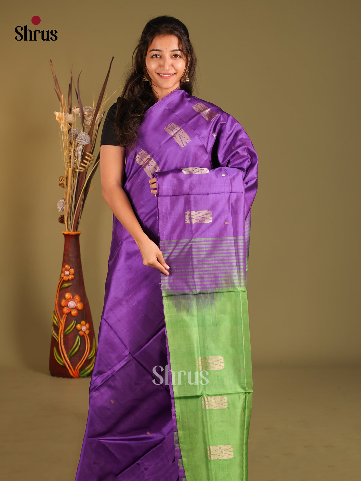 Violet & Green - Banana Pith without blouse Saree - Shop on Shrus.com