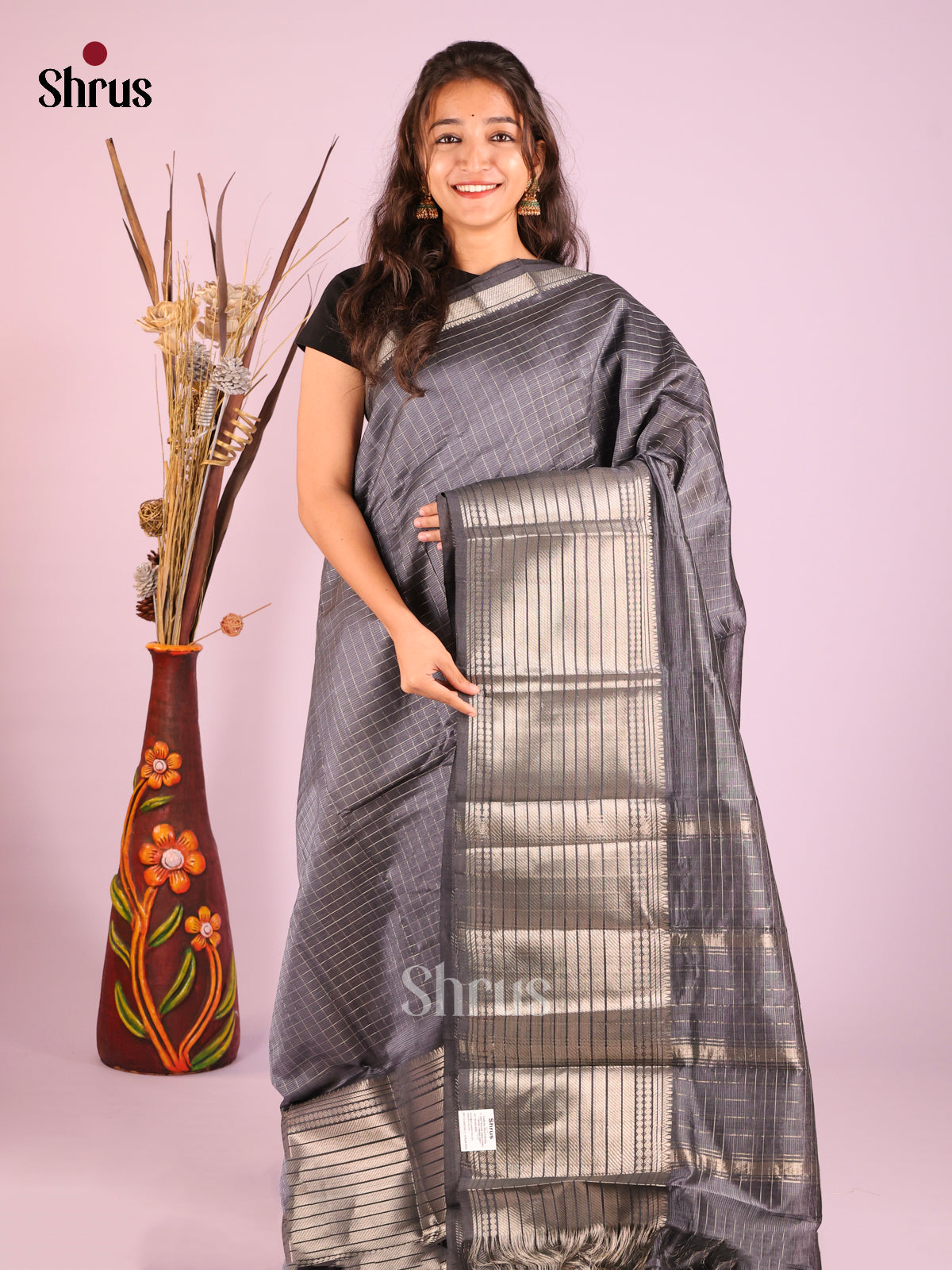 Grey(Single Tone) - Mangalagiri silkcotton Saree