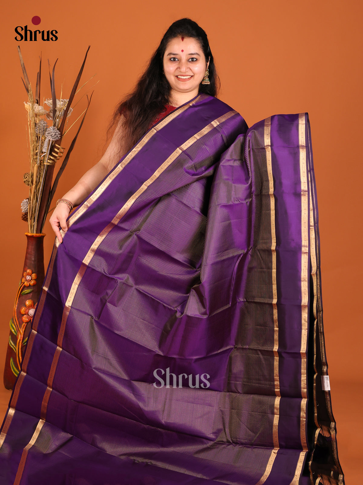 DHS14013-Kanchipuram Checks - Shop on Shrus.com