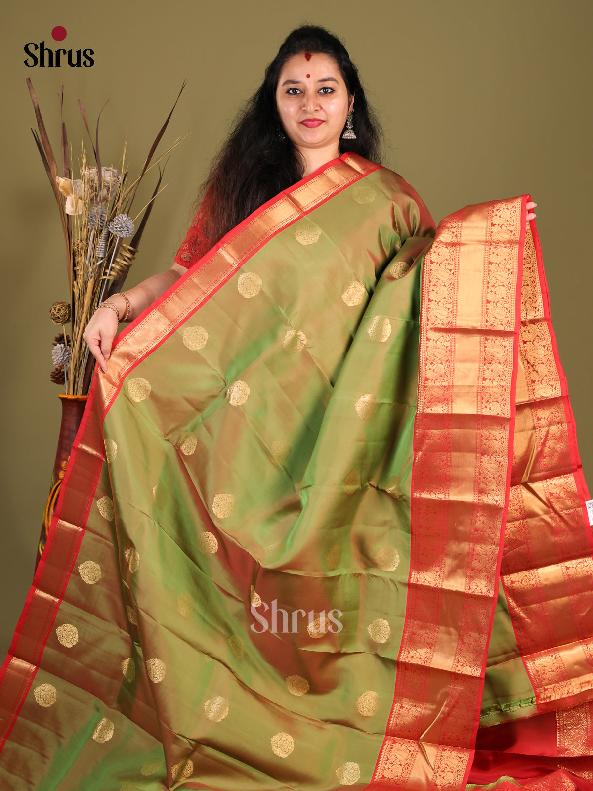 green and red kanchipuram silk -1