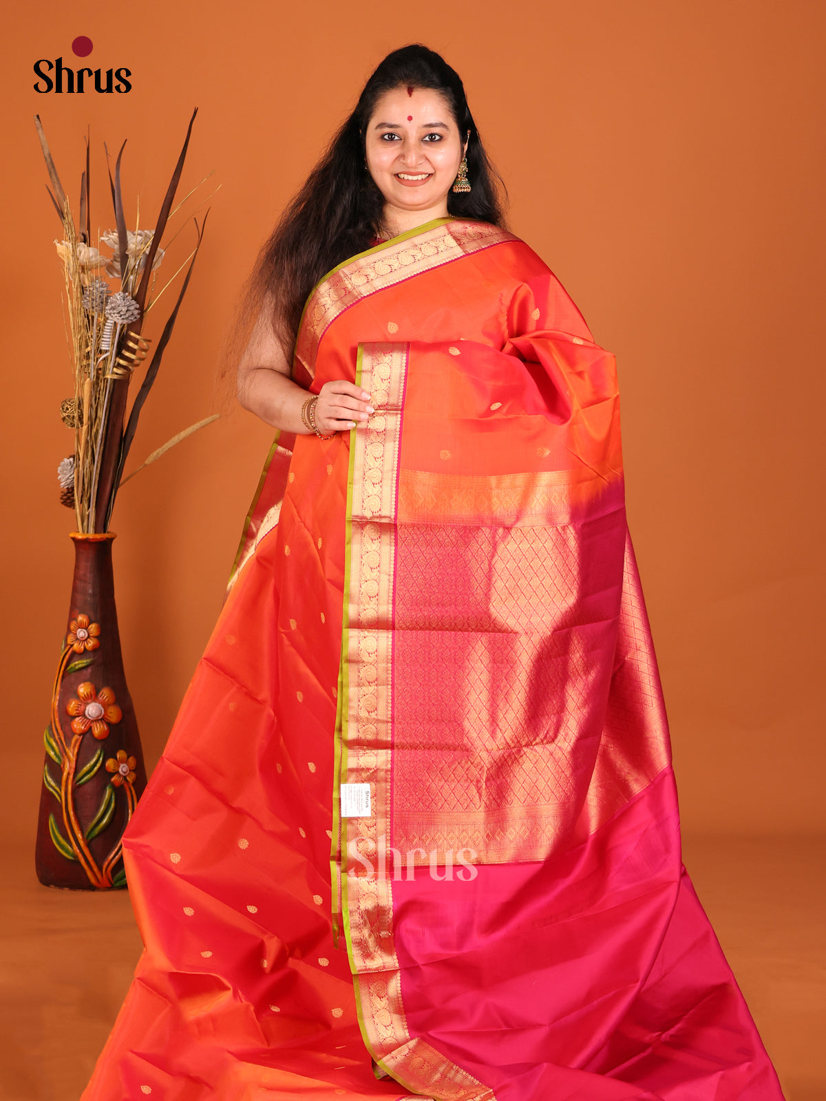 DHS18107 - Kanchipuram Butta design Saree - Shop on Shrus.com
