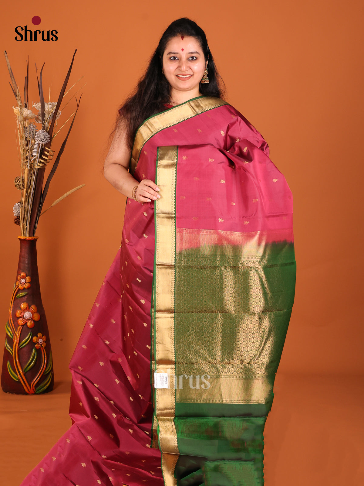 Maroon & Green Kanchipuram Butta design Saree