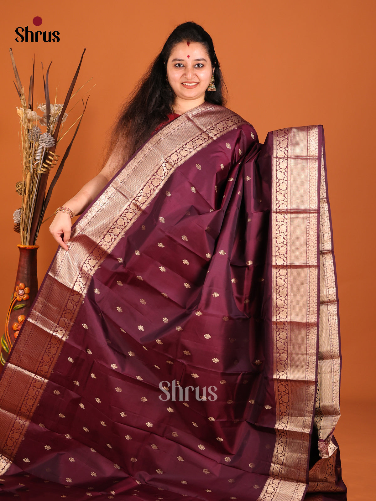 Maroon and gold Kanchipuram Butta design Saree -1